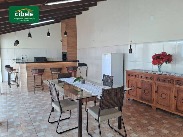 Casa para Venda em Araguari - 5