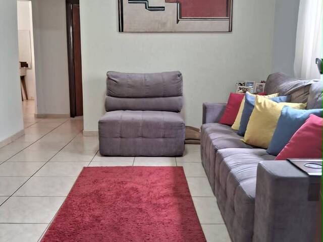 Casa para Venda em Araguari - 3