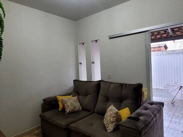 Casa para Venda em Araguari - 5