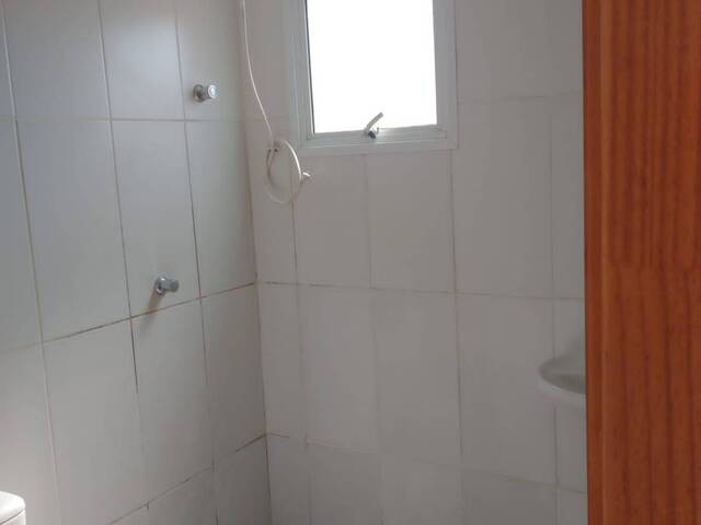 Casa para Venda em Uberlândia - 5