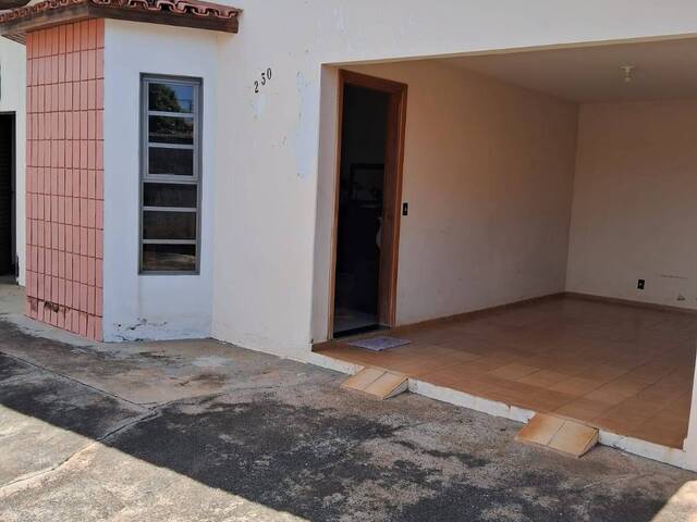 #VD 22161 - Casa para Venda em Araguari - MG
