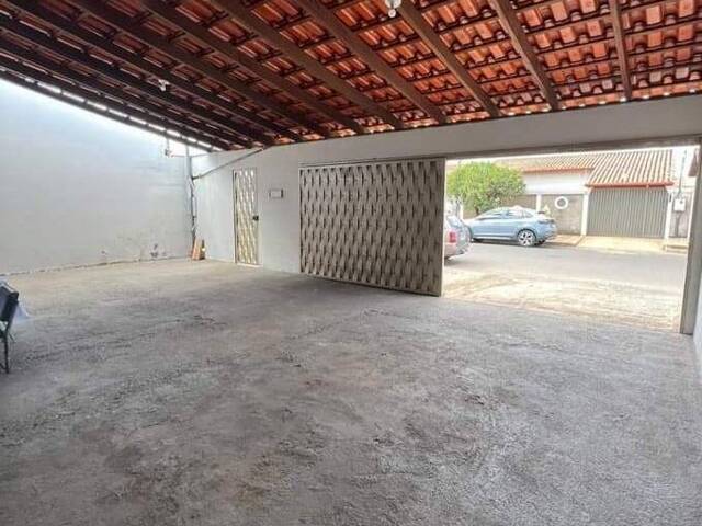 Casa para Venda em Araguari - 2