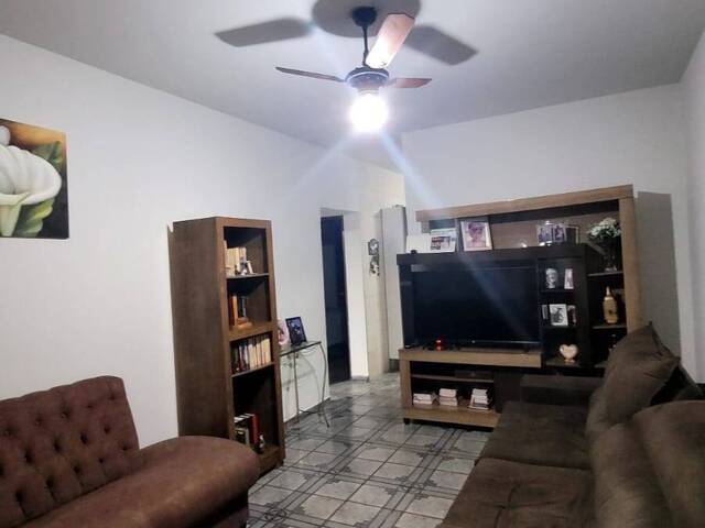 Casa para Venda em Araguari - 2