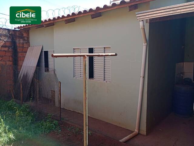 Casa para Venda em Araguari - 2