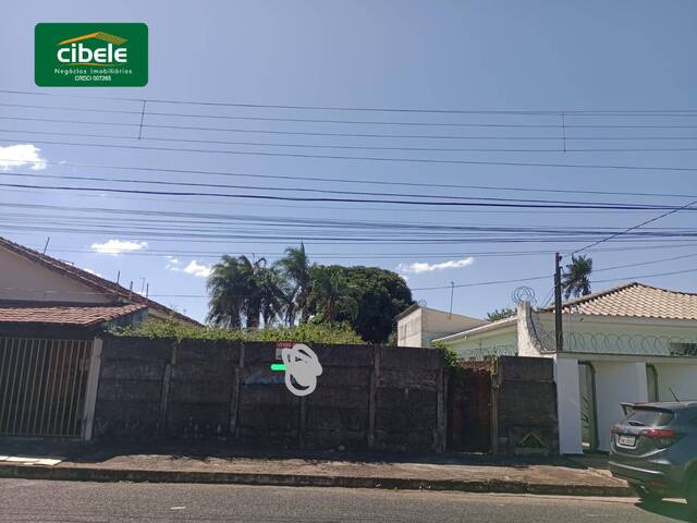 #VD 22199 - Terreno para Venda em Araguari - MG - 1