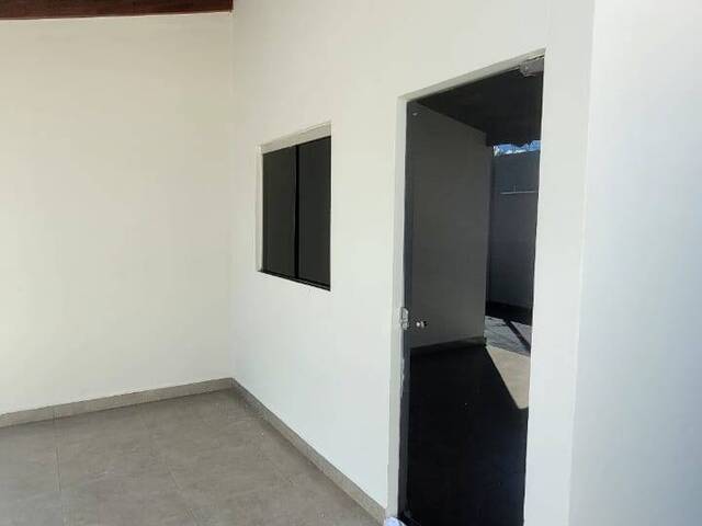 Casa para Venda em Araguari - 2