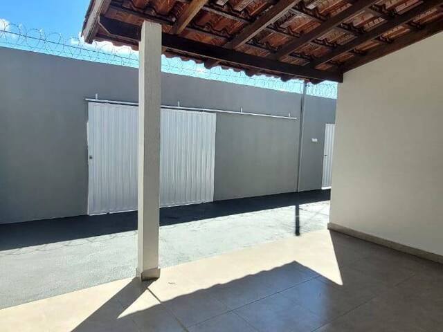 Casa para Venda em Araguari - 4