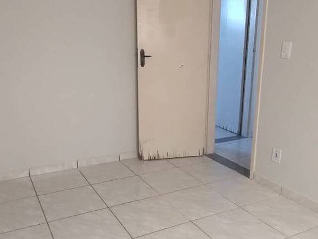 Apartamento para Venda em Araguari - 4