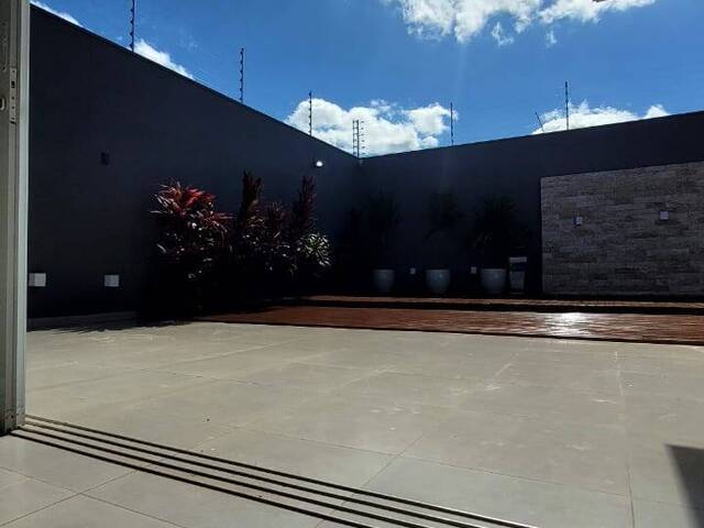 Casa para Venda em Araguari - 5