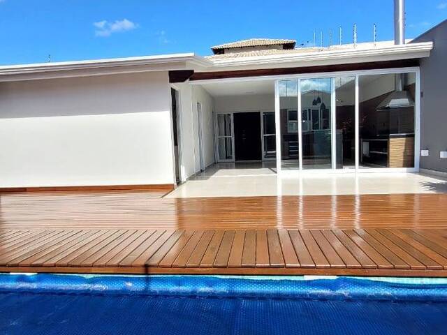 Casa para Venda em Araguari - 2