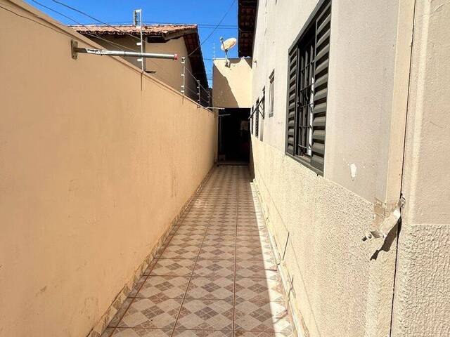 Casa para Venda em Araguari - 2