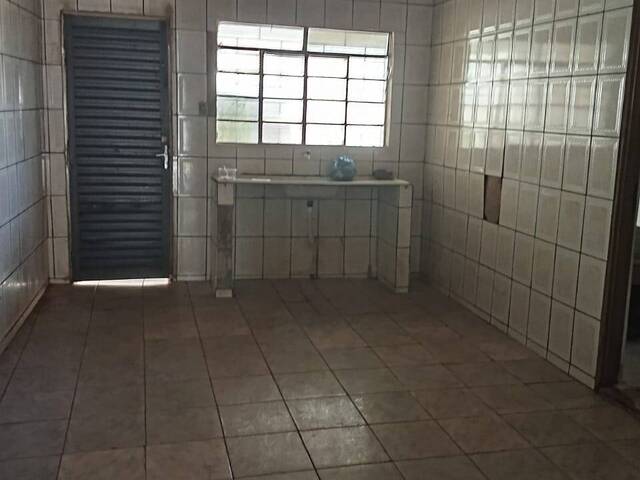 Casa para Venda em Araguari - 3