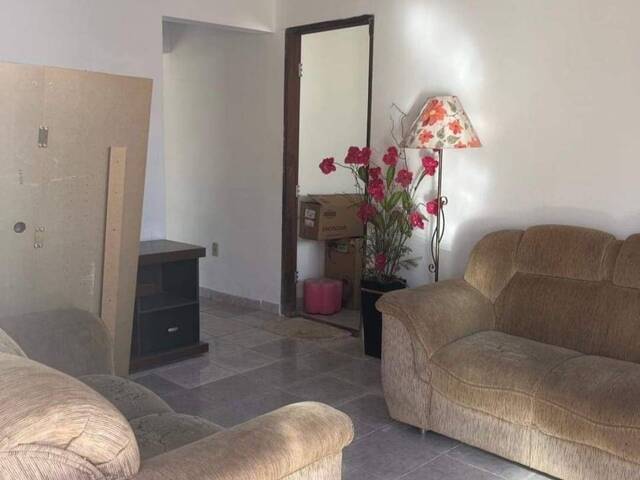 Casa para Venda em Araguari - 2