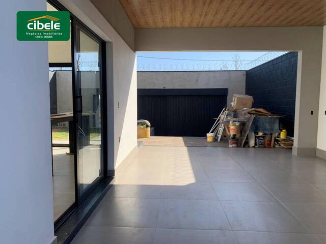 #VD 22256 - Casa para Venda em Uberlândia - MG - 2