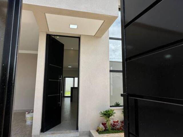 #VD 22266 - Casa para Venda em Uberlândia - MG - 2