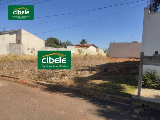 #VD 22296 - Terreno para Venda em Araguari - MG - 2