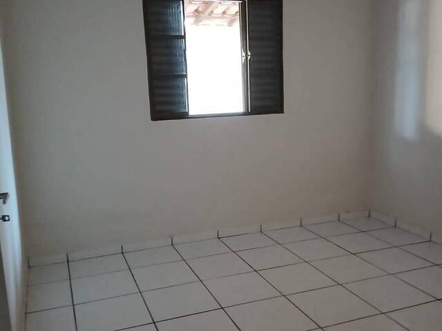 Casa para Venda em Araguari - 5