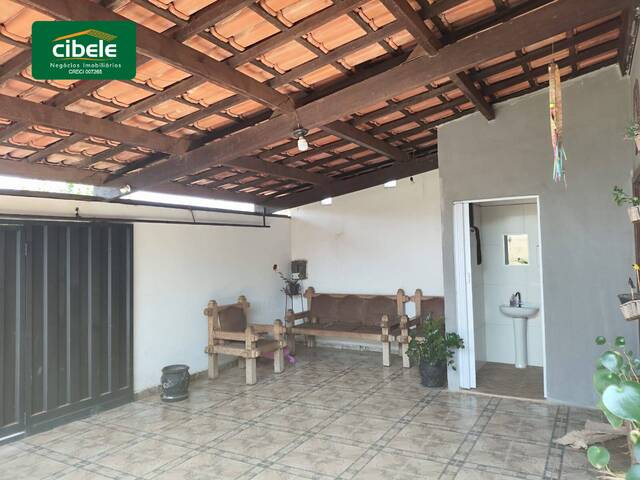 #VD 22329 - Casa para Venda em Araguari - MG - 2