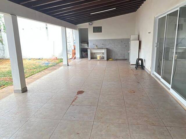 #VD 22332 - Casa para Venda em Araguari - MG - 2