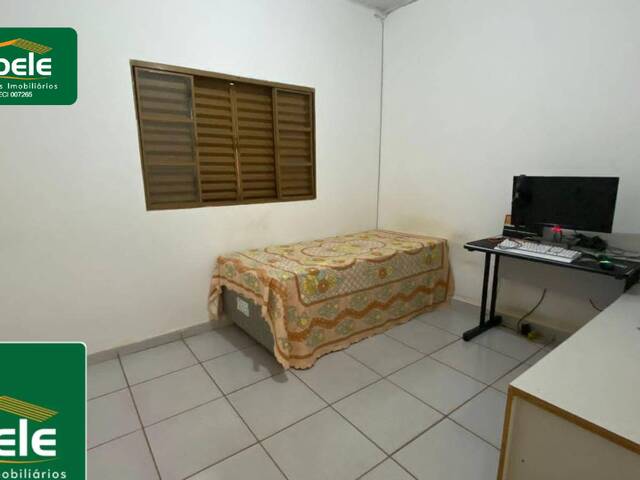 #VD 22334 - Casa para Venda em Araguari - MG - 2