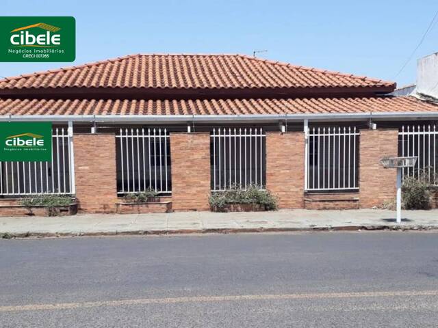 #VD 22337 - Casa para Venda em Araguari - MG - 2