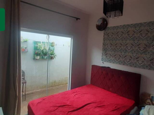 #VD 22339 - Casa para Venda em Araguari - MG - 2