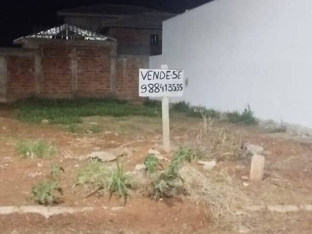 #VD 22348 - Terreno para Venda em Araguari - MG - 2