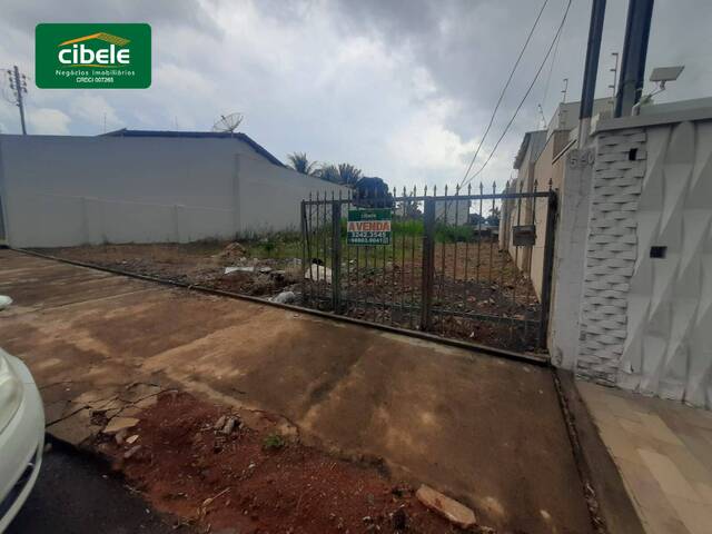 #VD 22364 - Terreno para Venda em Araguari - MG - 3