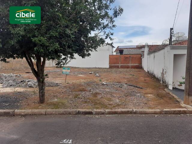 #VD 22396 - Terreno para Venda em Araguari - MG - 2
