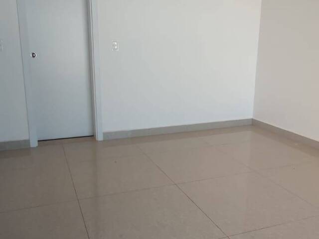 Apartamento para Venda em Araguari - 4
