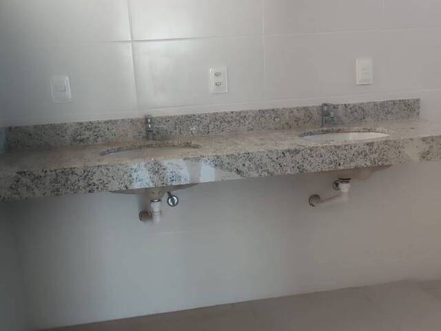Apartamento para Venda em Araguari - 5
