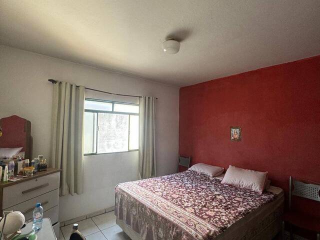 Apartamento para Venda em Uberlândia - 5