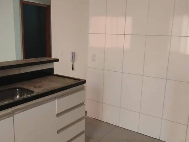 Apartamento para Locação em Araguari - 4