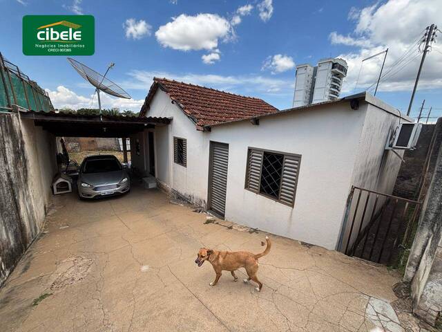 Casa para Venda em Araguari - 5