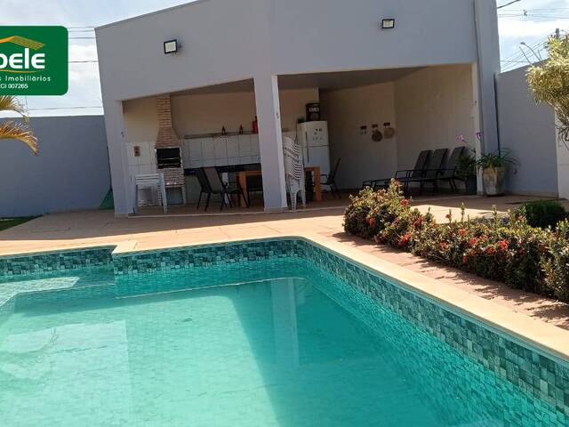 Casa para Venda em Araguari - 4