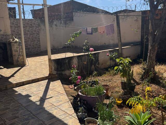 ##VD 22463 - Casa para Venda em Araguari - MG - 3