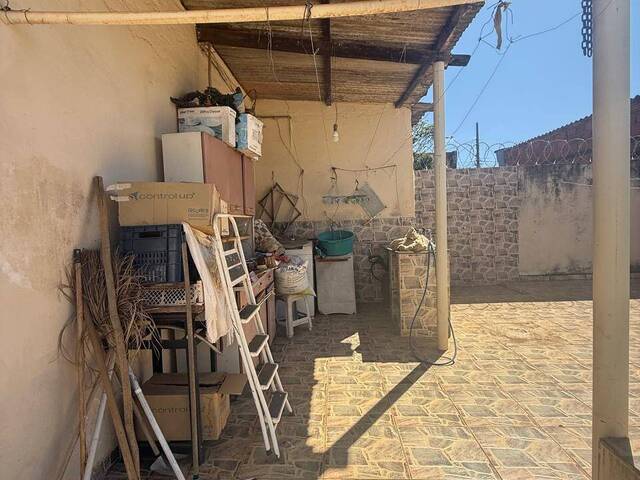 Casa para Venda em Araguari - 5