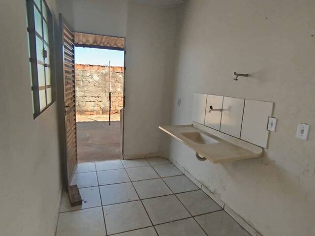 Casa para Locação em Araguari - 4