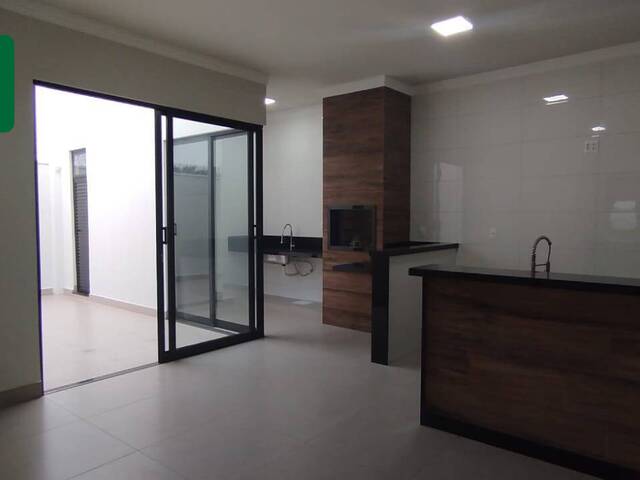 Casa para Venda em Araguari - 4