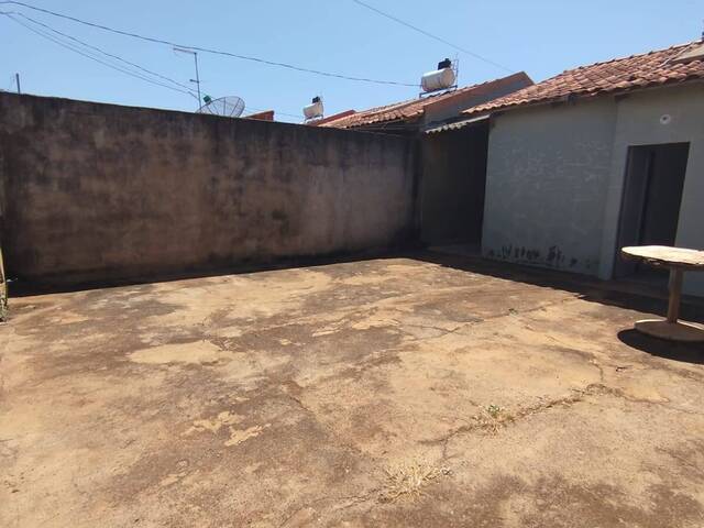 Venda em Ipê - Araguari