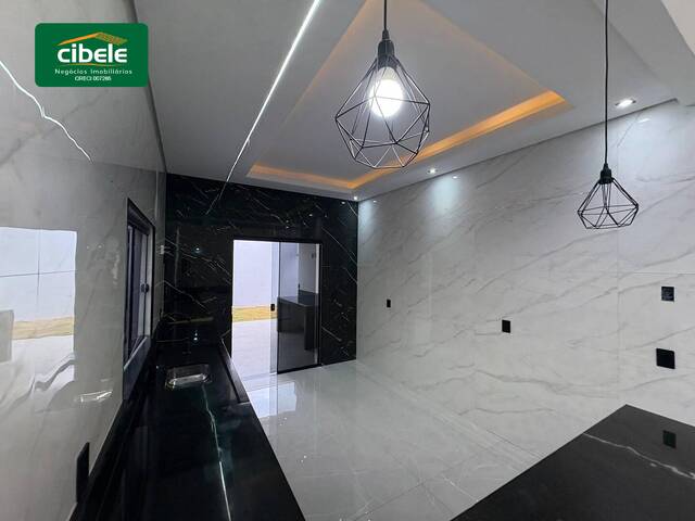 Casa para Venda em Uberlândia - 5
