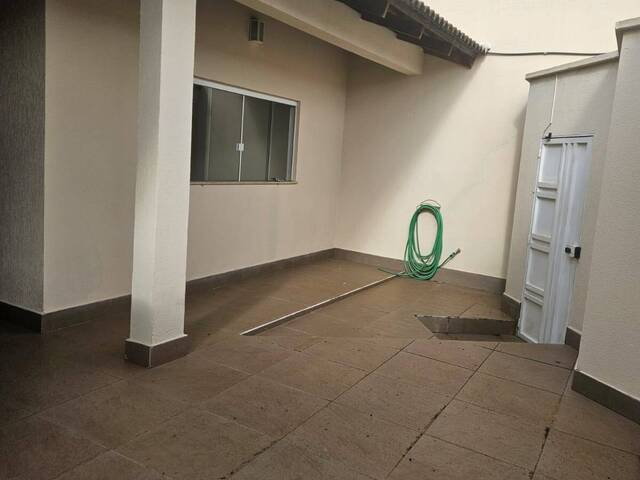 ##VD 22506 - Casa para Venda em Uberlândia - MG - 2