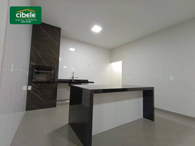 Casa para Venda em Araguari - 4