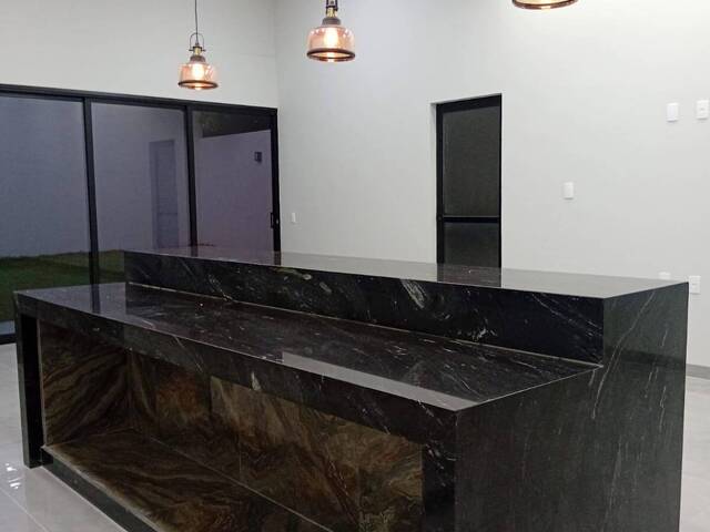 ##VD 22516 - Casa para Venda em Araguari - MG - 3