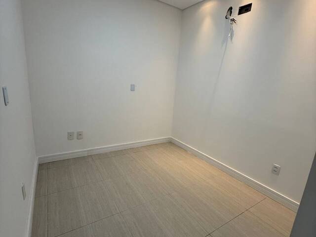 ##LC 1796 - Sala para Venda em Araguari - MG - 2