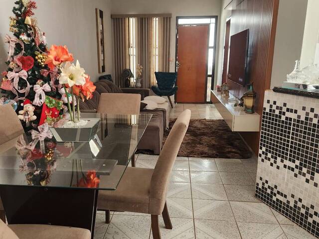 ##VD 22523 - Casa para Venda em Araguari - MG - 2