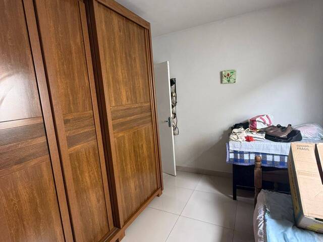 Casa para Venda em Araguari - 4