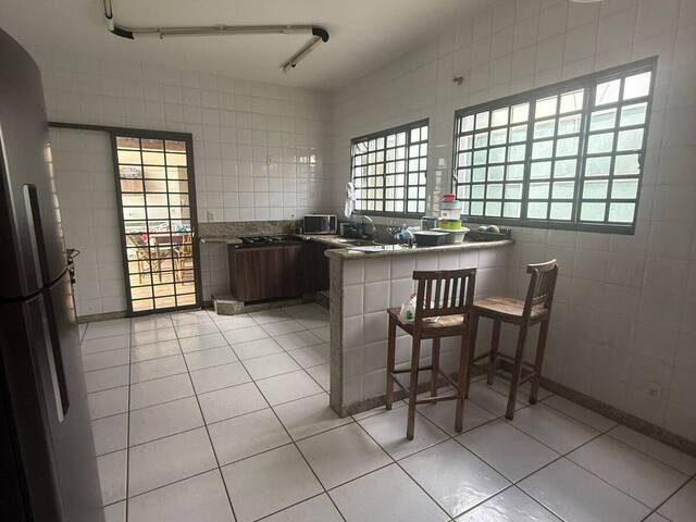 ##VD22261 - Sobrado para Venda em Araguari - MG - 1