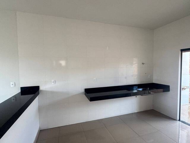 Casa para Venda em Araguari - 5