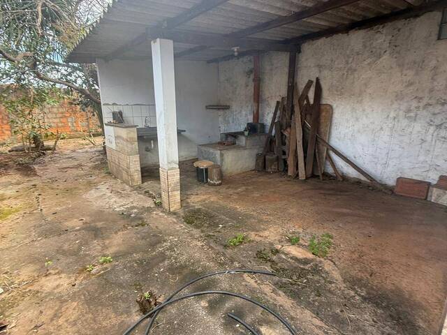 #LC 1797 - Casa para Locação em Araguari - MG - 3